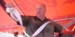Robbie selling 2 arms of tickets 