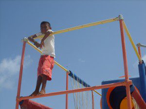 playing playing