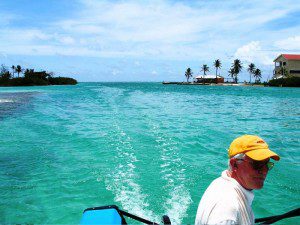 Caye Caulker cut, astern San Pedro Belize
