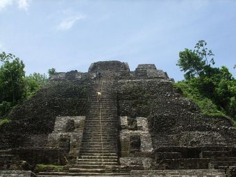 Lamanai Maya ruin Maya cities